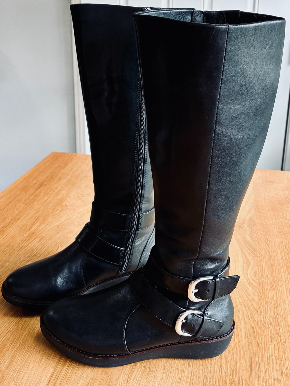 FitFlop Black Leather Boots, 5